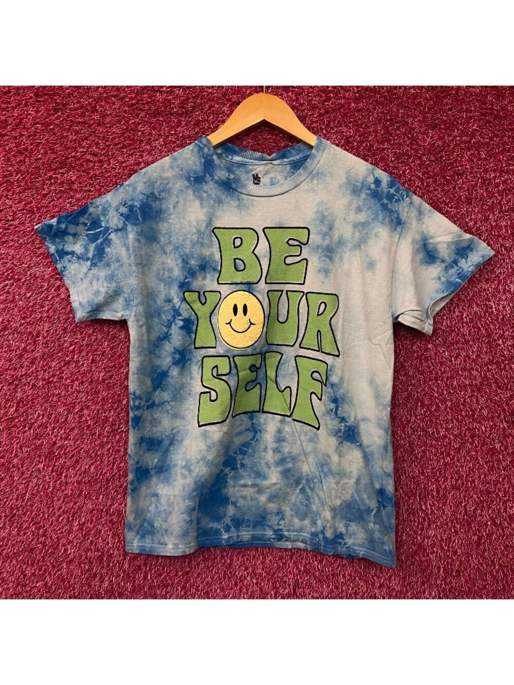 Be Yourself Be Happy Tiedye Tshirt size XS